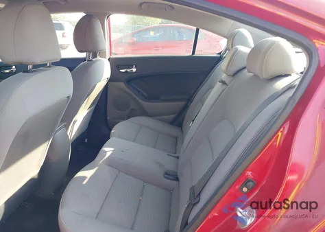 2016 Kia Forte Lx z USA, uszkodzony, nr VIN KNAFX4A60G5560224